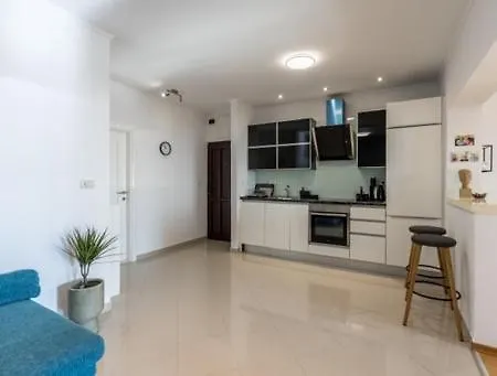 Modern New Accomodation In Split/near Complex Daire Split