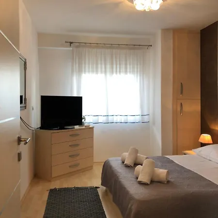 Modern New Accomodation In Split/near Complex *